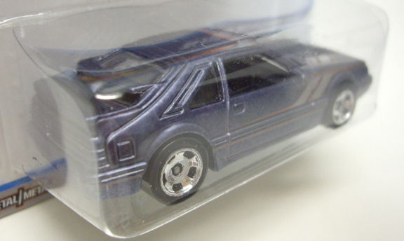 画像: 2014 COOL CLASSICS 【'84 FORD MUSTANG SVO】 SPEC.FROST NAVY/RS (台紙のOTTOがオレンジ）