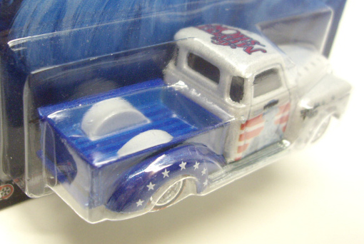 画像: 2014 POP CULTURE - THE MUPPETS 【'52 CHEVY TRUCK】 WHITE-BLUE/RR