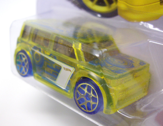 画像: 【SCION XB (TOYOTA bB)】　CLEAR YELLOW/5Y