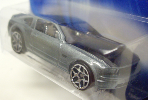 画像: 【2005 FORD MUSTANG GT】　GRAY/5Y