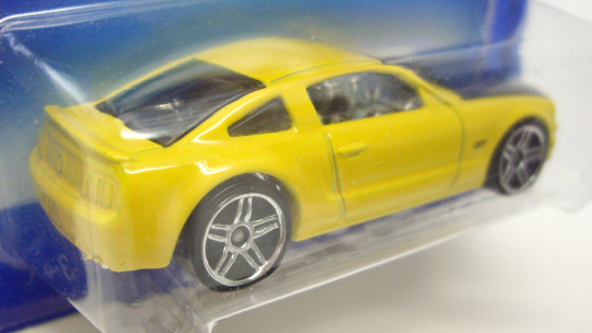 画像: 【2005 FORD MUSTANG GT】　YELLOW/PR5