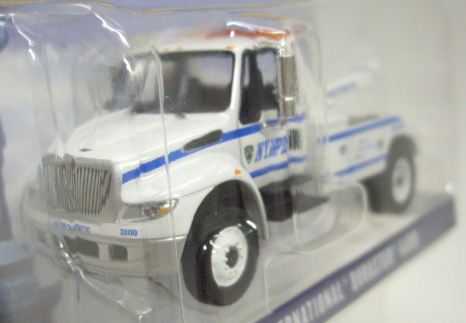 画像: 2014 GREENLIGHT - NYPD 【INTERNATIONAL DURASTAR 4400】 WHITE/RR