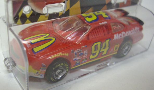 画像: 1999 HOT WHEELS RACING "REESE'S RACING" 【#94 TEAM McDONALDS'S 】　RED (HERSHEYS PROMO)