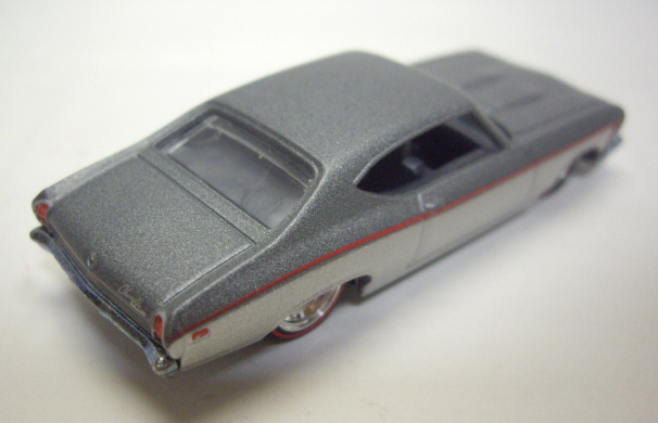 画像: LOOSE - 2011 GARAGE 30CAR SET (バラシ） 【'69 CHEVELLE SS 396】　FLAT GRAY/RR