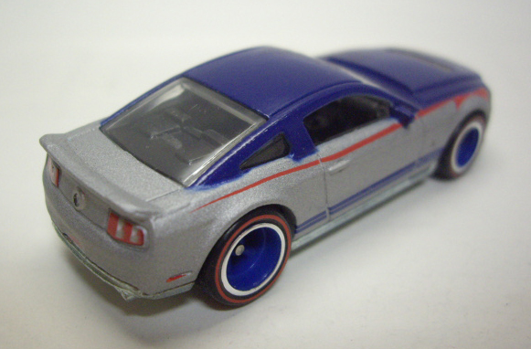 画像: LOOSE - 2011 GARAGE 20CAR SET (バラシ） 【'10 FORD SHELBY GT500】　GRAY-BLUE/RR