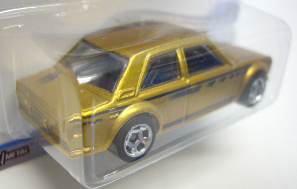 画像: 2014 COOL CLASSICS 【DATSUN BLUEBIRD 510】 SPEC.FROST GOLD/RS (台紙のOTTOがオレンジ）