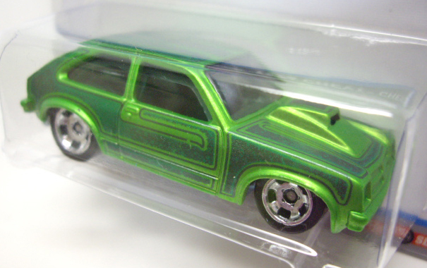 画像: 2014 COOL CLASSICS 【1976 CHEVY CHEVETTE】 SPEC.FROST GREEN/RS (台紙のOTTOがピンク）