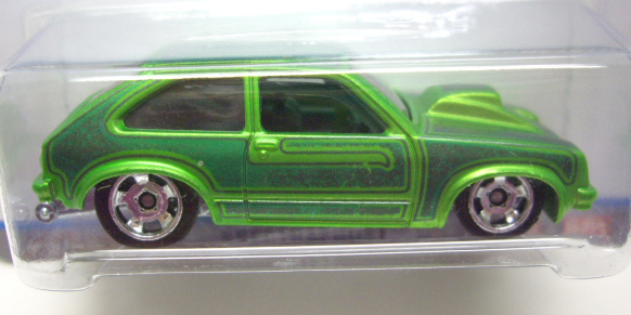 画像: 2014 COOL CLASSICS 【1976 CHEVY CHEVETTE】 SPEC.FROST GREEN/RS (台紙のOTTOがピンク）