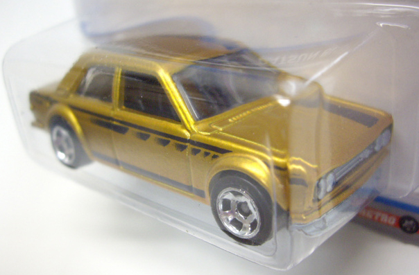 画像: 2014 COOL CLASSICS 【DATSUN BLUEBIRD 510】 SPEC.FROST GOLD/RS (台紙のOTTOがオレンジ）