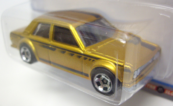 画像: 2014 COOL CLASSICS 【DATSUN BLUEBIRD 510】 SPEC.FROST GOLD/RS (台紙のOTTOがピンク） 