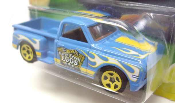 画像: 2015 WALMART EXCLUSIVE - HAPPY EASTER 【CUSTOM '69 CHEVY PICKUP】 LT.BLUE/5SP