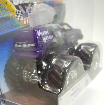 画像: 2015 MONSTER JAM includes SNAP-ON BATTLE SLAMMER! 【MOHAWK WARRIOR】 PURPLE (2015 NEW LOOK!)