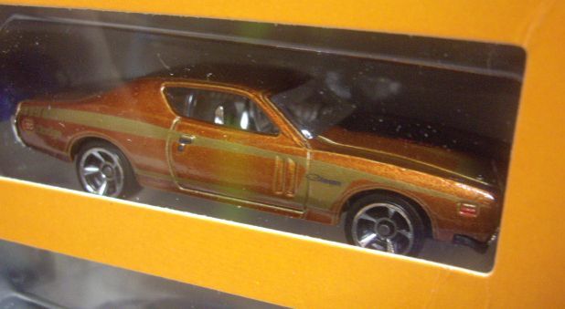 画像: 2015 HOT WHEELS 9CAR GIFT PACK 【'71 DODGE CHARGER】　LT.BROWN/MC5