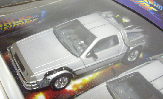 画像: 1/24 WELLY "BACK TO THE FUTURE" 【DELOREAN TIME MACHINE TRILOGY 3CAR PACK】　GRAY/RR