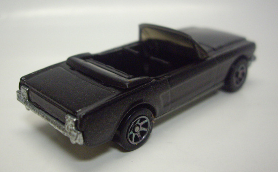 画像: LOOSE - 1996 TARGET EXCLUSIVE BLACK CONVERTIBLE COLLECTION【'65 MUSTANG CONVERTIBLE】　BLACK/7SP