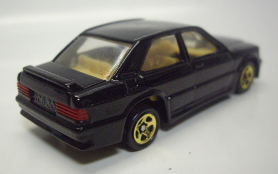 画像: LOOSE - 1997 FAO SCHWARZ EXCLUSIVE GOLD SERIES COLLECTION III 【MERCEDES-BENZ 190E】　BLACK/5SP (CORGI CAST)