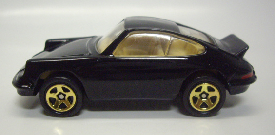 画像: LOOSE - 1997 FAO SCHWARZ EXCLUSIVE GOLD SERIES COLLECTION III 【PORSCHE CARRERA】　BLACK/5SP (CORGI CAST)