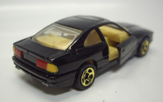 画像: LOOSE - 1997 FAO SCHWARZ EXCLUSIVE GOLD SERIES COLLECTION III 【BMW 850i】　BLACK/5SP (CORGI CAST)