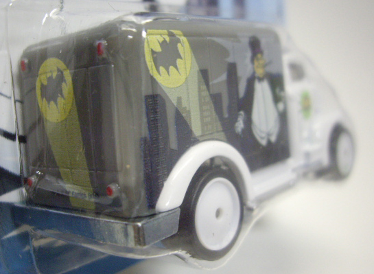 画像: 2015 POP CULTURE - DC COMIC BATMAN CLASSIC TV SERIES 【'49 FORD COE】 WHITE/RR (PENGUIN）