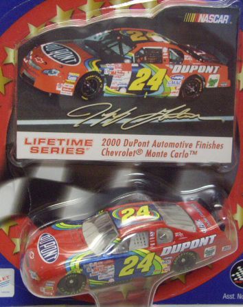 画像: 2001 ACTION - NASCAR WINNER'S CIRCLE 【"#24 DU PONT" CHEVY MONTE CARLO】　RED (LIFETIME)