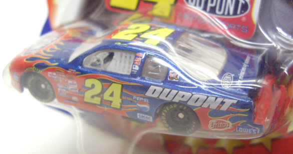 画像: 2002 ACTION - NASCAR WINNER'S CIRCLE 【"#24 DU PONT" CHEVY MONTE CARLO】　RED-BLUE (PIT PASS PREVIEW)