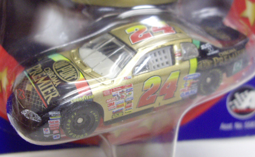 画像: 2002 ACTION - NASCAR WINNER'S CIRCLE 【"#24 DU PONT/CHROMA PREMIER" CHEVY MONTE CARLO】 GOLD-BLACK (with 1/24 RACE HOOD)