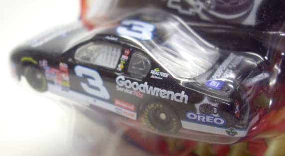 画像: 2002 ACTION - NASCAR WINNER'S CIRCLE 【"#3 GM GOODWRENCH/OREO" CHEVY MONTE CARLO】 BLACK (with 1/24 RACE HOOD)