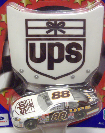 画像: 2002 ACTION - NASCAR WINNER'S CIRCLE 【"#88 UPS" FORD TAURUS】　WHITE-BROWN (with 1/24 RACE HOOD)