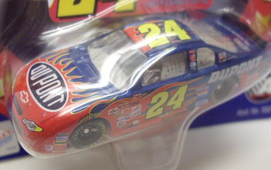 画像: 2002 ACTION - NASCAR WINNER'S CIRCLE 【"#24 DU PONT" CHEVY MONTE CARLO】　RED-BLUE (PIT PASS PREVIEW)