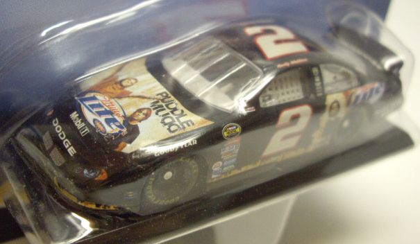 画像: 2004 ACTION - NASCAR WINNER'S CIRCLE 【"#2 MILLER LITE/PUDDLE MUDD" DODGE CHARGER】 BLACK (台座付き)