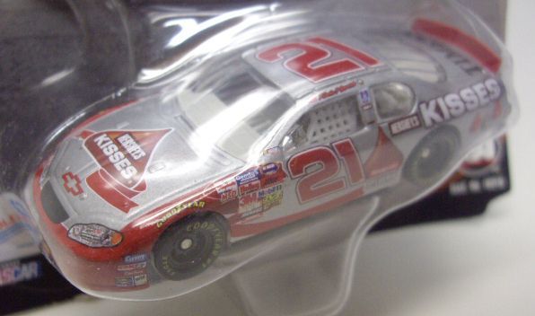 画像: 2004 ACTION - NASCAR WINNER'S CIRCLE 【"#21 HERSHEY'S KISSES" CHEVY MONTE CARLO】 SILVER (with 1/24 RACE HOOD)