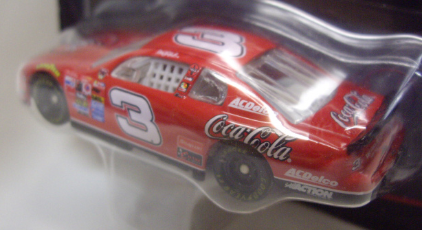 画像: 2004 ACTION - NASCAR WINNER'S CIRCLE 【"#3 COCA-COLA" CHEVY MONTE CARLO】 RED (WITH STICKER)