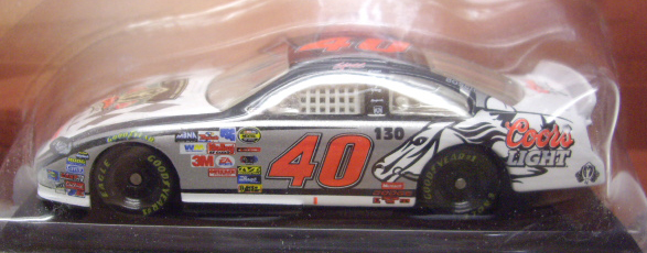 画像: 2004 ACTION - NASCAR WINNER'S CIRCLE 【"#40 COORS LIGHT" DODGE CHARGER】 WHITE-BLACK (台座付き)