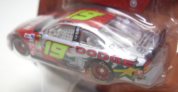 画像: 2004 ACTION - NASCAR WINNER'S CIRCLE 【"#19 DODGE/NHL ALL STAR GAME" DODGE CHARGER】 RED-SILVER (with 1/24 RACE HOOD)