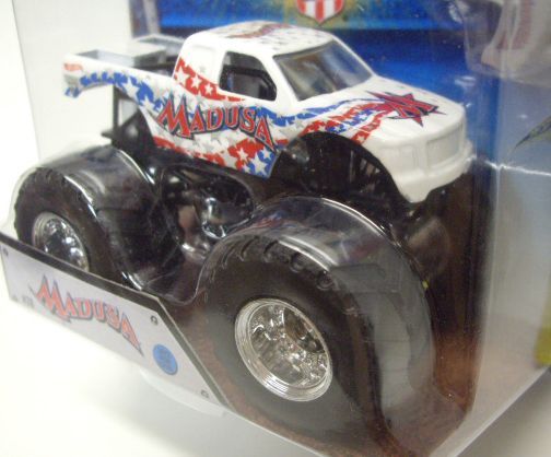 画像: 2015 MONSTER JAM includes SNAP-ON BATTLE SLAMMER! 【MADUSA】 WHITE (2015 NEW LOOK!)