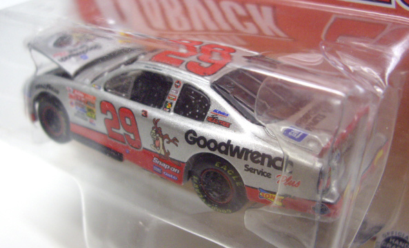 画像: 2001 ACTION - NASCAR LIMITED EDITION 【"#29 GM GOODWRENCH/LOONEY TUNESS" CHEVY MONTE CARLO】　SILVER