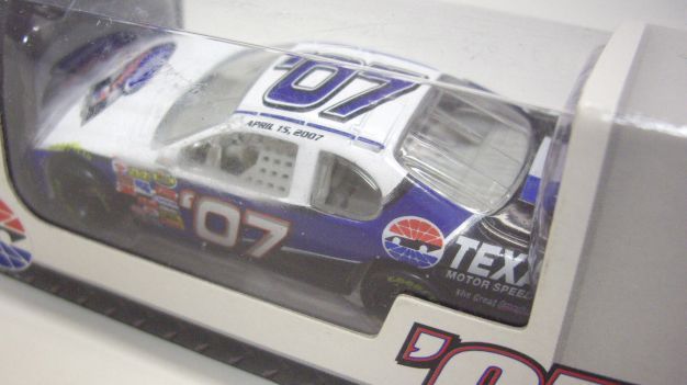 画像: 2007 ACTION? - NASCAR TEXAS MOTOR SPEEDWAY LIMITED EDITION 【"APRIL 15, 2007" CHEVY MONTE CARLO】　WHITE