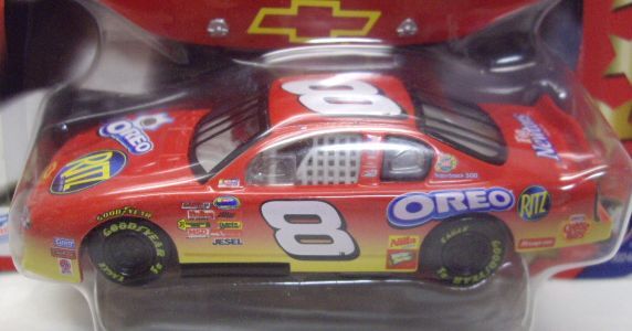 画像: 1/43 2003 ACTION - NASCAR WINNER'S CIRCLE 【"#8 OREO" CHEVY MONTE CARLO】　RED (with 1/18 RACE HOOD)