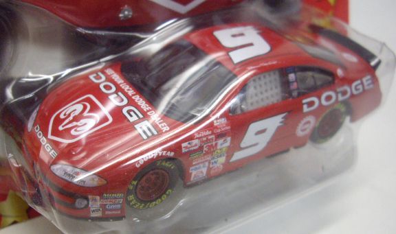 画像: 1/43 2002 ACTION - NASCAR WINNER'S CIRCLE 【"#9 DODGE" DODGE CHARGER】　RED (with 1/18 RACE HOOD)