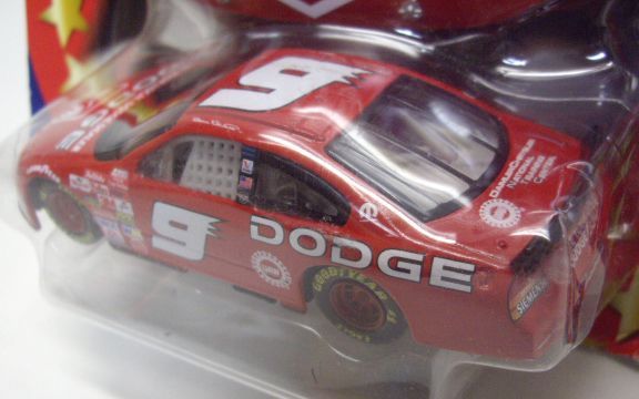 画像: 1/43 2002 ACTION - NASCAR WINNER'S CIRCLE 【"#9 DODGE" DODGE CHARGER】　RED (with 1/18 RACE HOOD)