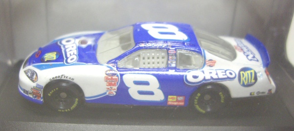 画像: 2006 - NASCAR WINNER'S CIRCLE 1/87  【"#8 OREO" CHEVY MONTE CARLO SS】　WHITE-BLUE