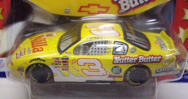 画像: 1/43 2002 ACTION - NASCAR WINNER'S CIRCLE 【"#3 NILLA WAFERS" CHEVY MONTE CARLO】　YELLOW (with 1/18 RACE HOOD)