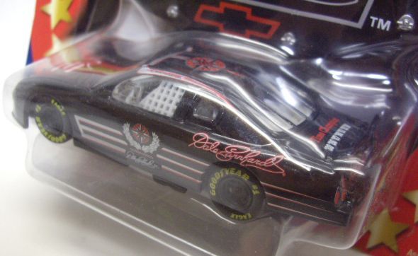 画像: 1/43 2003 ACTION - NASCAR WINNER'S CIRCLE 【"DALE EARNHARDT" CHEVY MONTE CARLO】　BLACK (with 1/18 RACE HOOD)