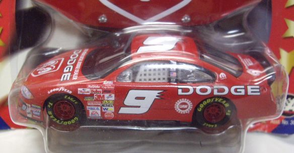 画像: 1/43 2002 ACTION - NASCAR WINNER'S CIRCLE 【"#9 DODGE" DODGE CHARGER】　RED (with 1/18 RACE HOOD)