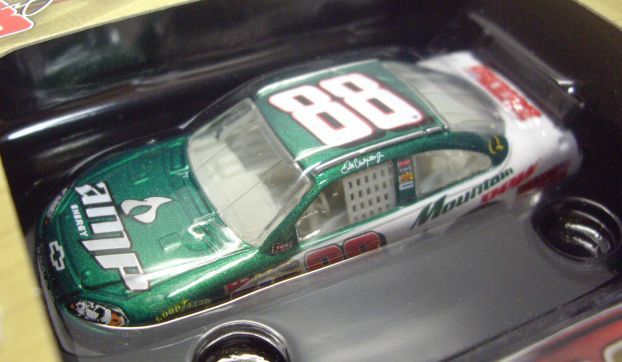 画像: 2008 ACTION WINNWER'S CIRCLE - NASCAR LIMITED EDITION 2CAR PACK 【"#88 AMP/MOUNTAIN DEW" CHEVY IMPALA SS】　GREEN-WHITE (with '08 DAYTONA500/50 YEARS CAR）