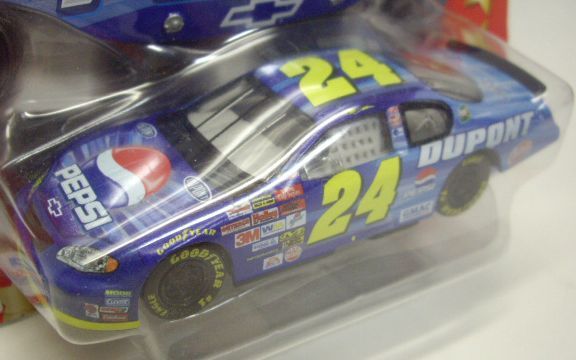 画像: 1/43 2003 ACTION - NASCAR WINNER'S CIRCLE 【"#24 PEPSI/DU PONT" CHEVY MONTE CARLO】　BLUE (with 1/18 RACE HOOD)