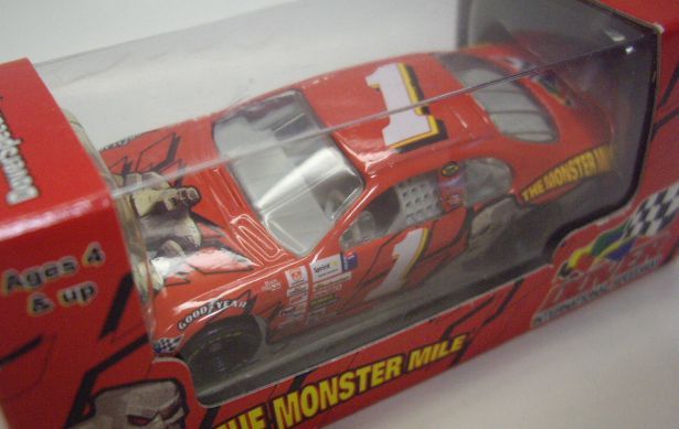 画像: 2006 ACTION? - NASCAR DOVER INTERNATIONAL SPEEDWAY LIMITED EDITION 【"THE MONSTER MILE" DODGE CHARGER】　RED