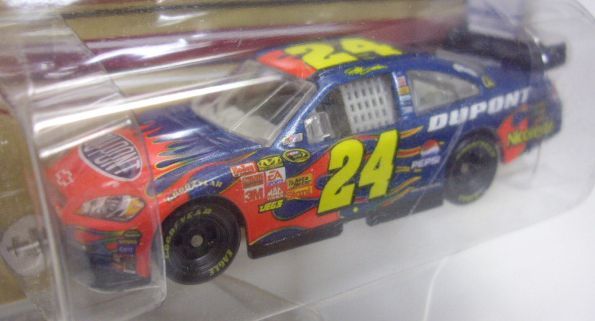 画像: 2008 ACTION WINNWER'S CIRCLE - NASCAR 【"#24 DU PONT" CHEVY IMPALA SS】　BLUE-RED (with 1/24 HOOD）