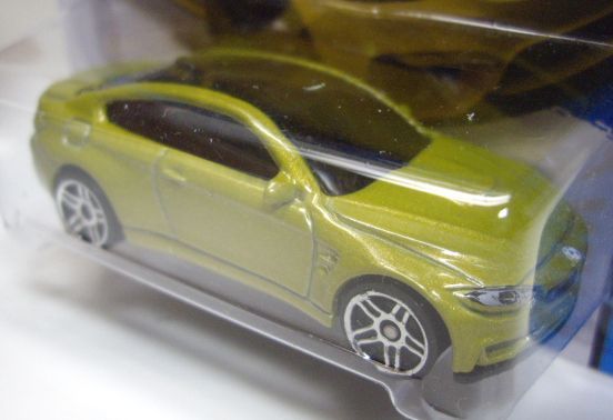 画像: 【BMW M4】　YELLOWGOLD/PR5 (NEW CAST)(インターナショナル・ショートカード) 