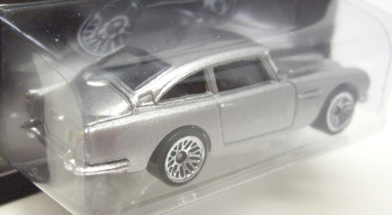 画像: 2015 WALMART EXCLUSIVE - 007 JAMES BOND 【ASTON MARTIN 1963 DB5】 SILVER/LACE